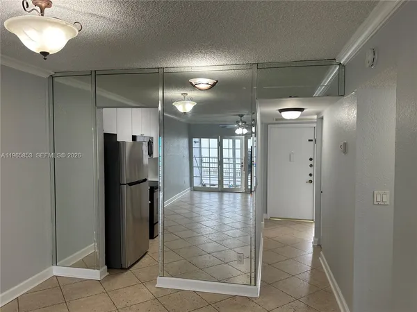 $2,000 | 7981 South French Drive, Unit 2101, Pembroke Pines, FL 33024