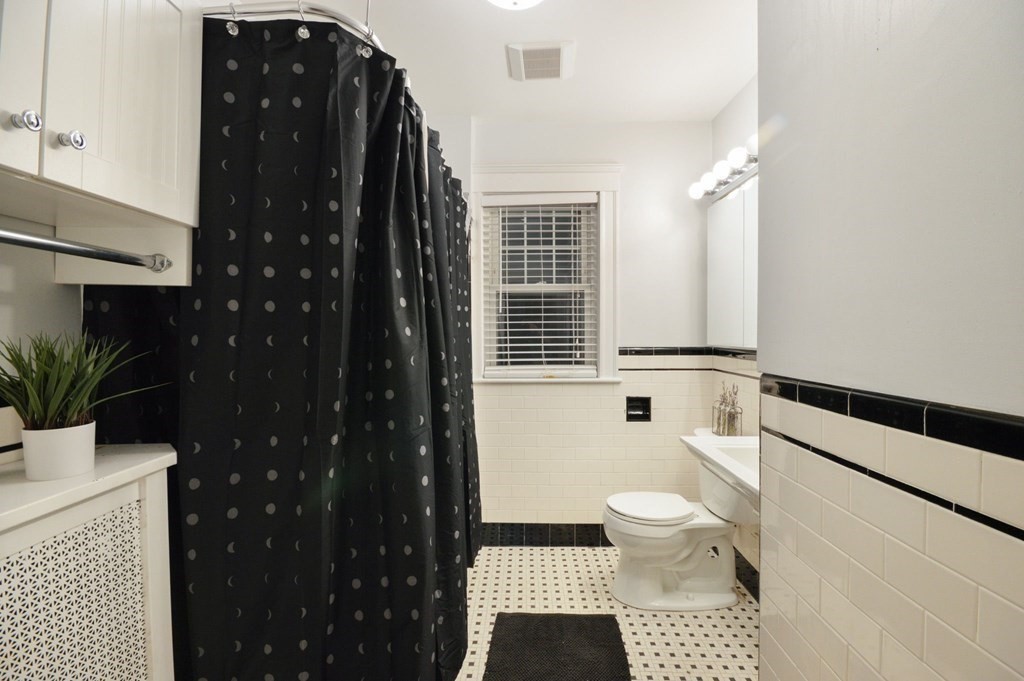 52 Lowell Road Winthrop, MA 02152 - Photo 23 of 31 Gallery Image 23