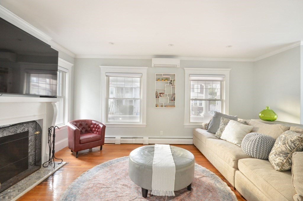 52 Lowell Road Winthrop, MA 02152 - Photo 8 of 31 Gallery Image 8
