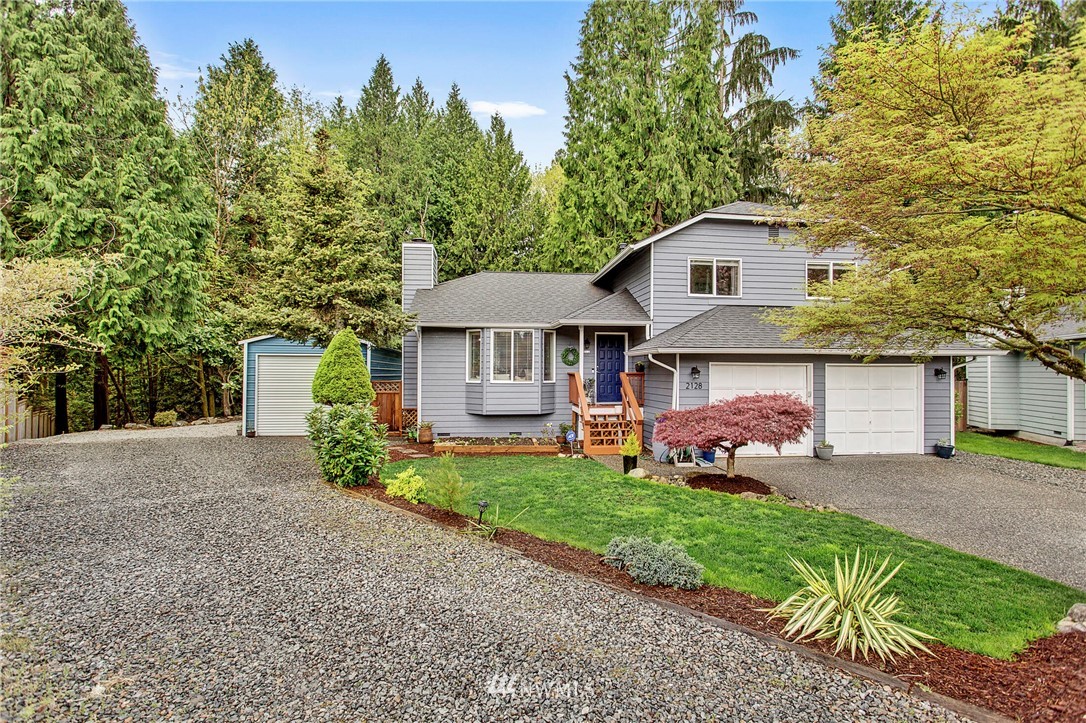 2128 164th Place Southeast Bothell, WA 98012 - Photo 2 of 40