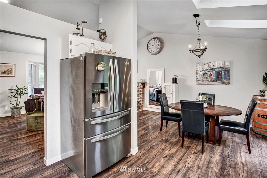 2128 164th Place Southeast Bothell, WA 98012 - Photo 15 of 40