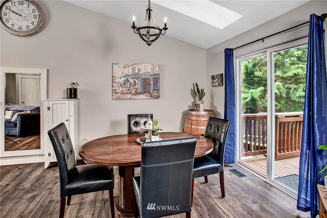 2128 164th Place Southeast Bothell, WA 98012 - Photo 10 of 40