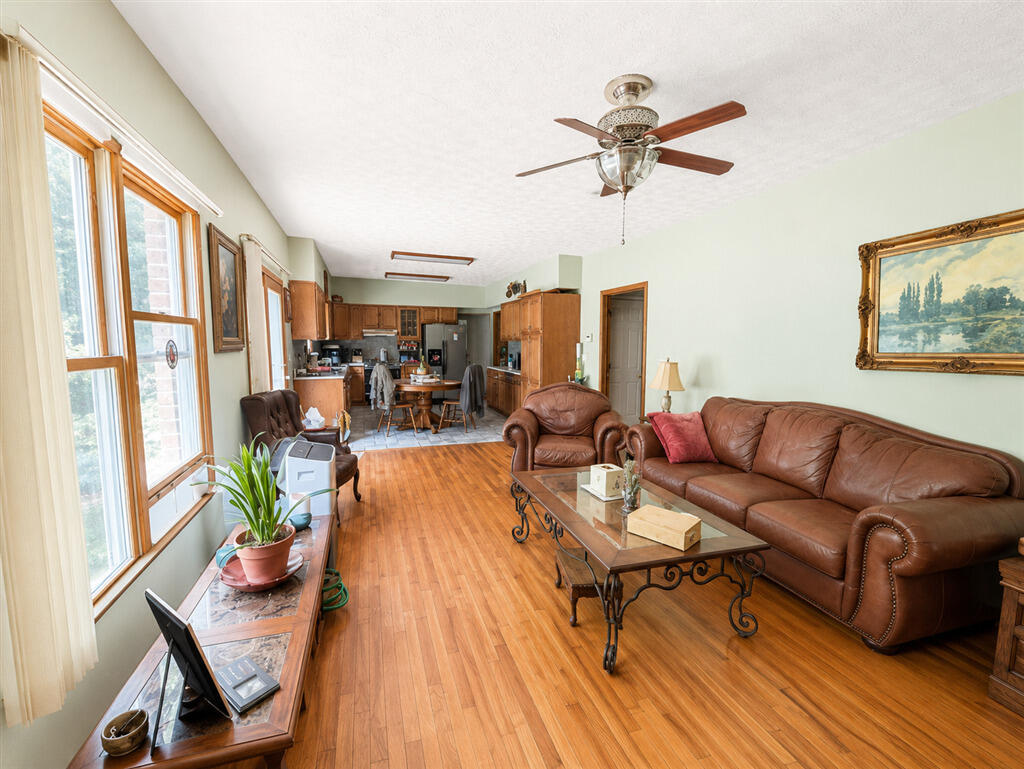 750 Hemlock Road Northwest Roanoke, VA 24017 - Photo 6 of 15 2030836_203083_S