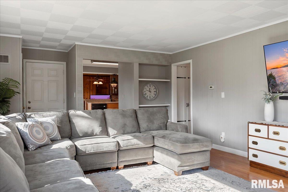170 North John Wayne Road Dawson, IL 62520 - Photo 15 of 52 Gallery Image 15