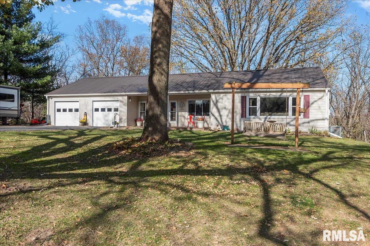 170 North John Wayne Road Dawson, IL 62520 - Photo 7 of 52 Gallery Image 7