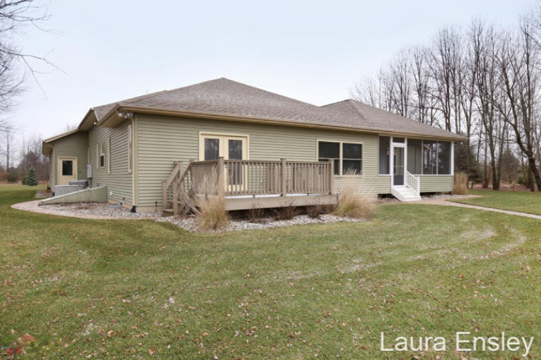 6761 Dumon Road Belding, MI 48809 - Photo 30 of 34 IMG_5085