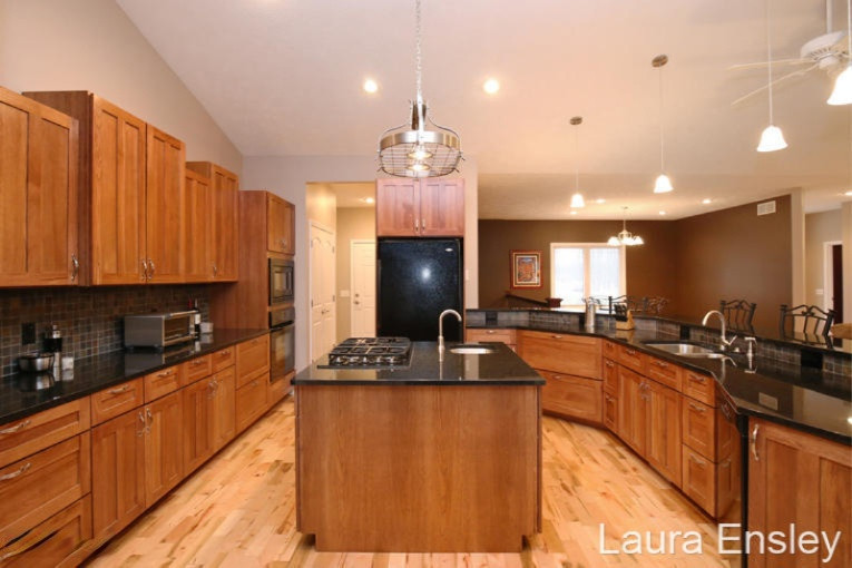 6761 Dumon Road Belding, MI 48809 - Photo 7 of 34 IMG_4997