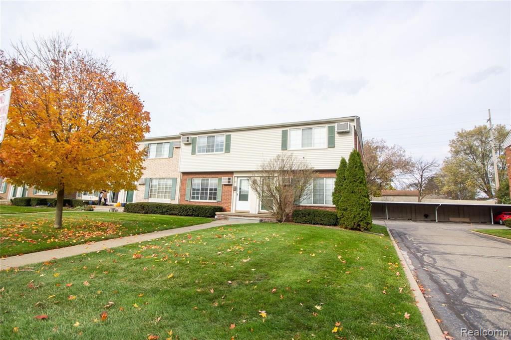417 Miller Avenue Rochester, MI 48307 - Photo 1 of 10
