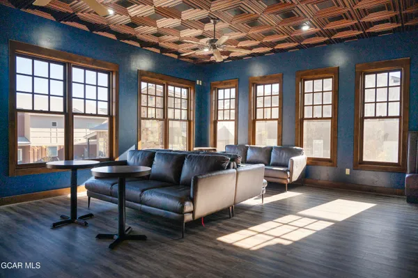$950,000 | 109 Deer Track Court, Granby, CO 80446