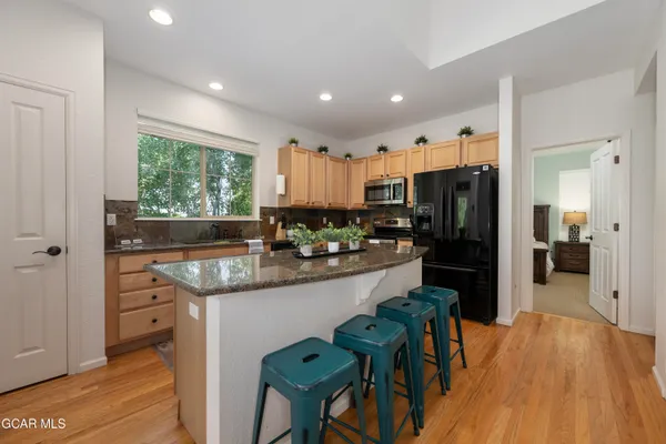 $950,000 | 109 Deer Track Court, Granby, CO 80446