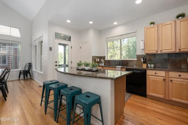 $950,000 | 109 Deer Track Court, Granby, CO 80446