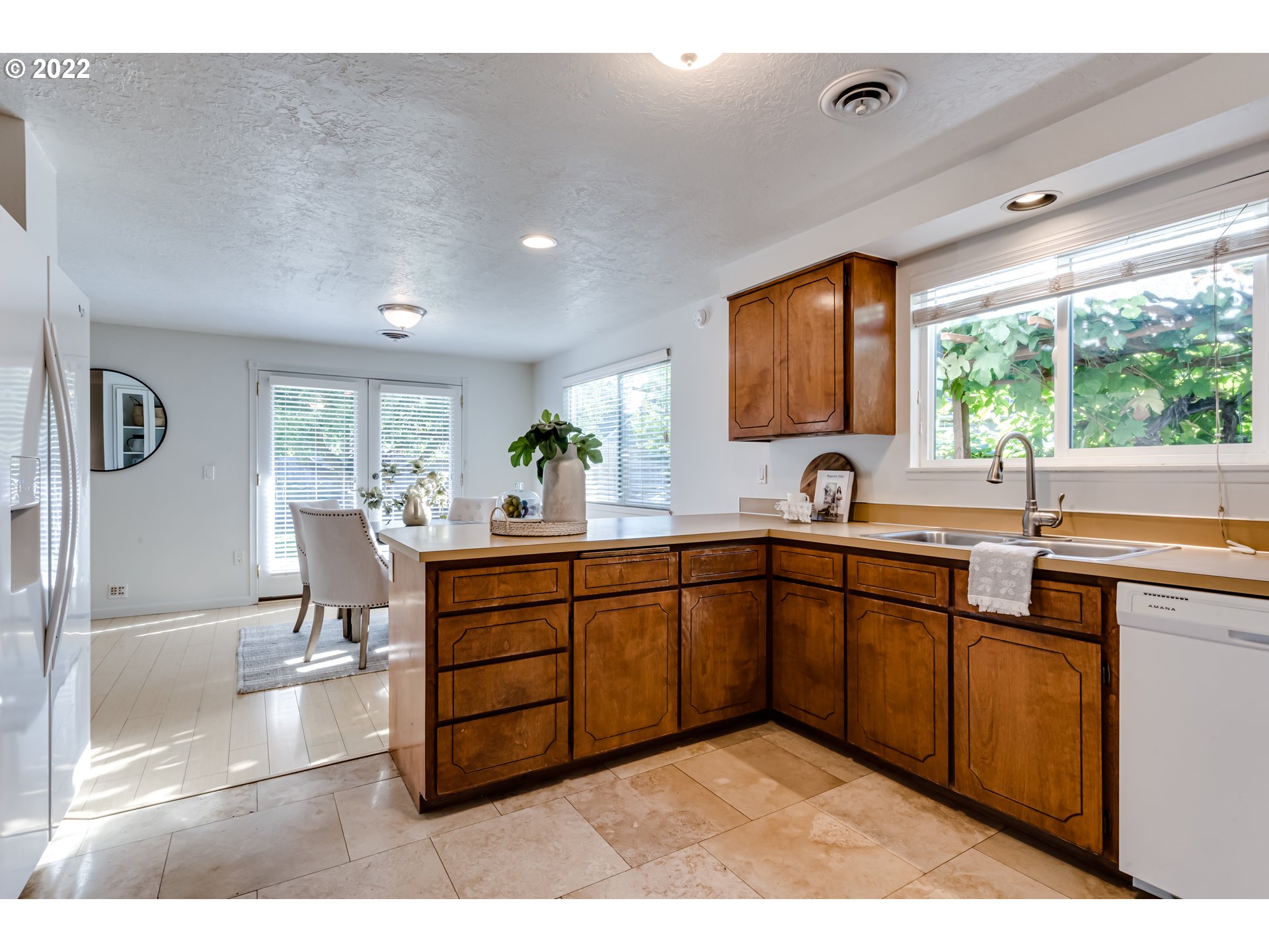 2987 Gilham Road Eugene, OR 97408 - Photo 12 of 30 Gallery Image 12