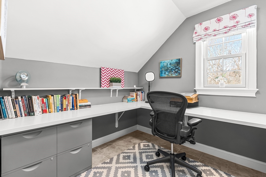 4 Dancer Farm Drive Dover, MA 02030 - Photo 29 of 40