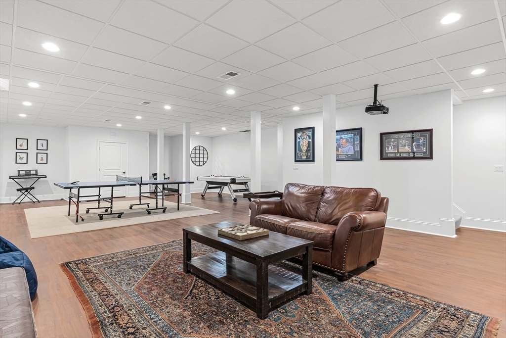 4 Dancer Farm Drive Dover, MA 02030 - Photo 32 of 40