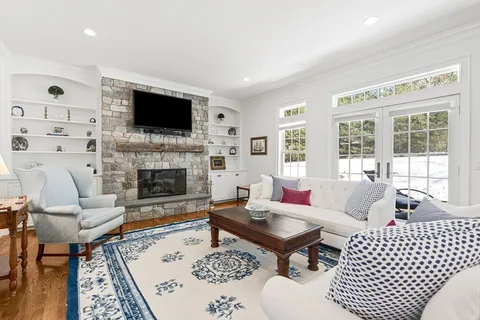 $2,595,000 | 4 Dancer Farm Drive, Dover, MA 02030