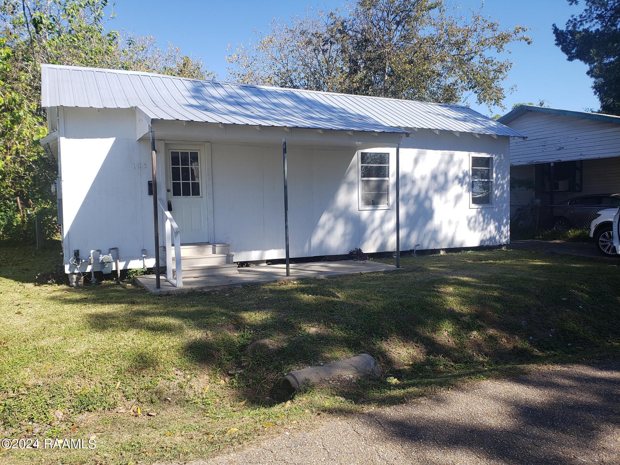 105 East Clinton Street Lafayette, LA 70501 - Photo 1 of 5 Untitled design (2)