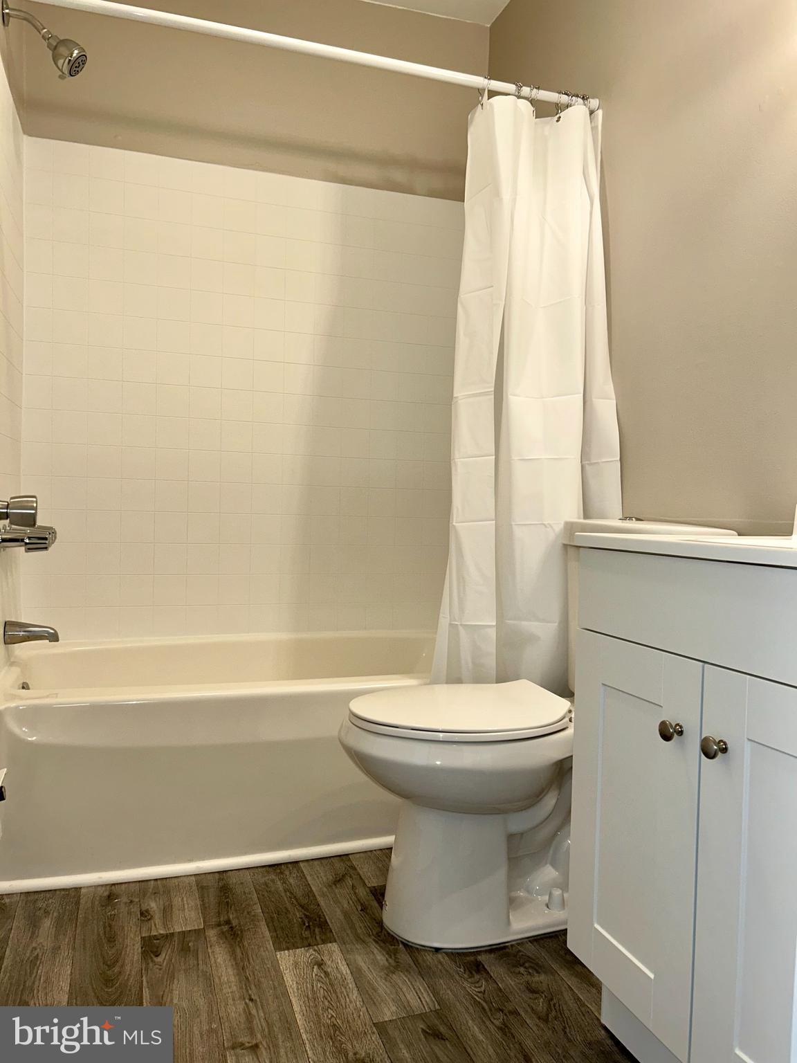 222 West Vine Street, Unit 4 Lancaster, PA 17603 - Photo 8 of 9