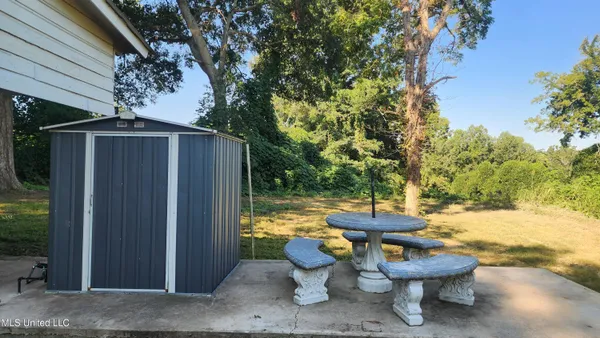 $104,900 | 8 Lofton Lane, Natchez, MS 39120