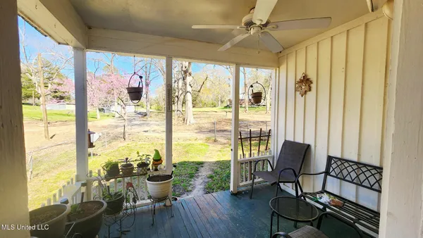 $104,900 | 8 Lofton Lane, Natchez, MS 39120