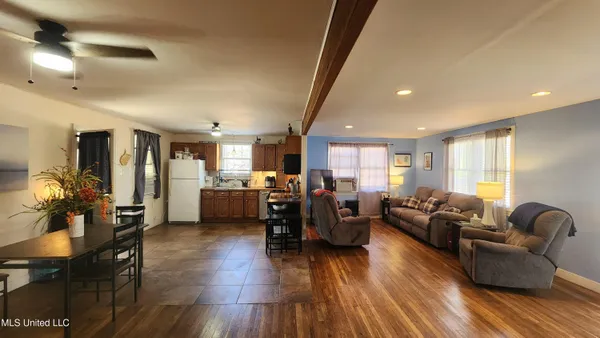 $104,900 | 8 Lofton Lane, Natchez, MS 39120