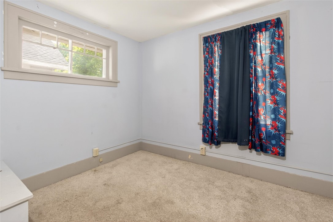 80 Pershing Drive Rochester, NY 14609 - Photo 27 of 37