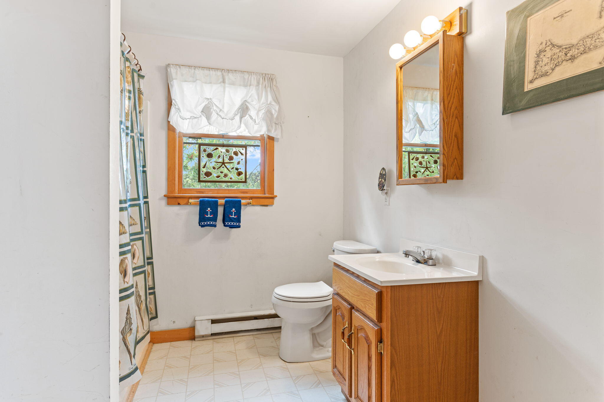 135 Daniels Drive Wellfleet, MA 02667 - Photo 9 of 21 bathroom