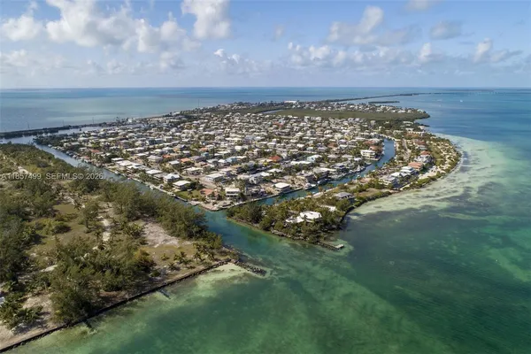$2,900,000 | 122 Court Contessa, Islamorada, FL 33036