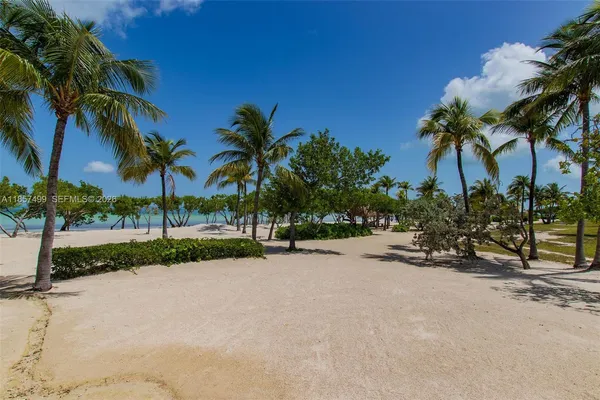 $2,900,000 | 122 Court Contessa, Islamorada, FL 33036