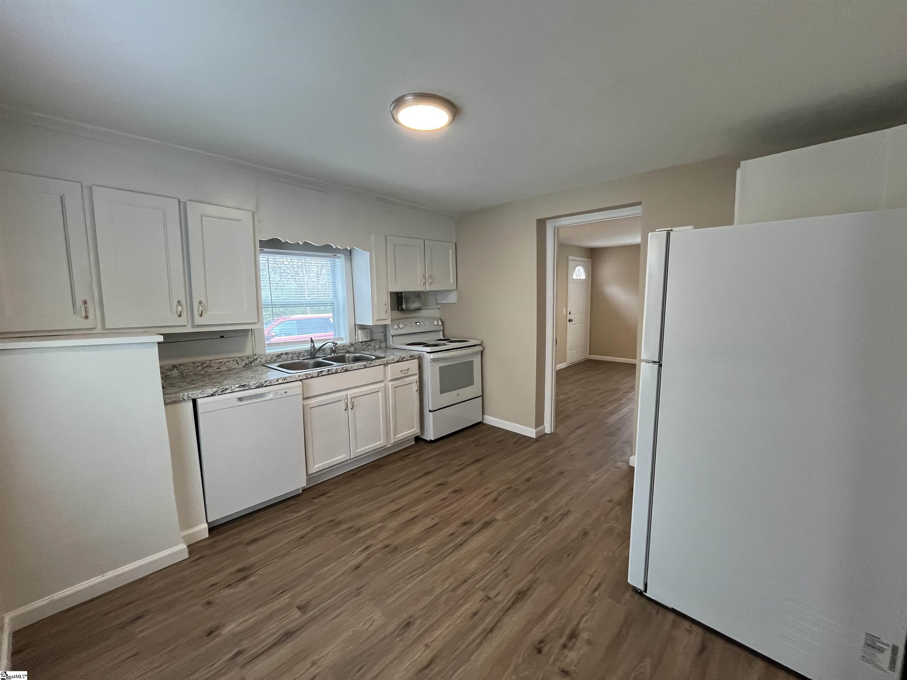 519 Thomas Street Anderson, SC 29624 - Photo 5 of 23 Gallery Image 5