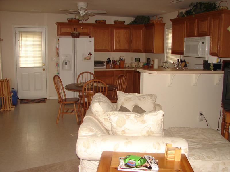 4227 Oliver Road Northeast Roanoke, VA 24012 - Photo 4 of 5 Family Room & Kitchen