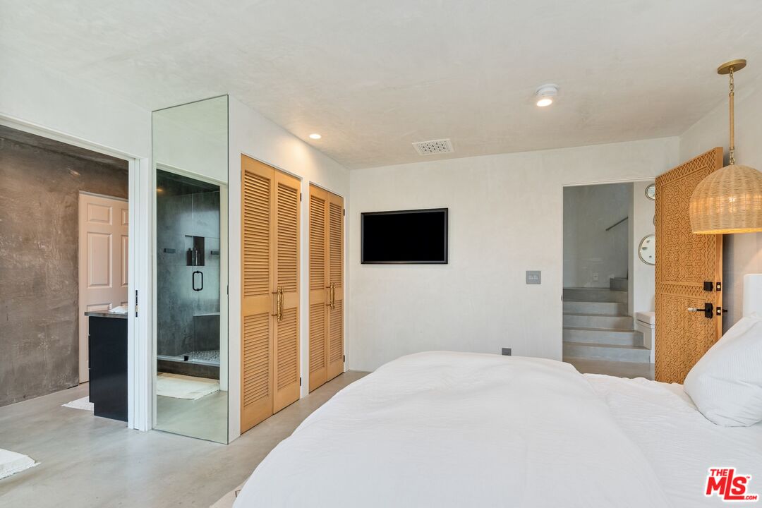 15 Reef Street Marina del Rey, CA 90292 - Photo 33 of 52