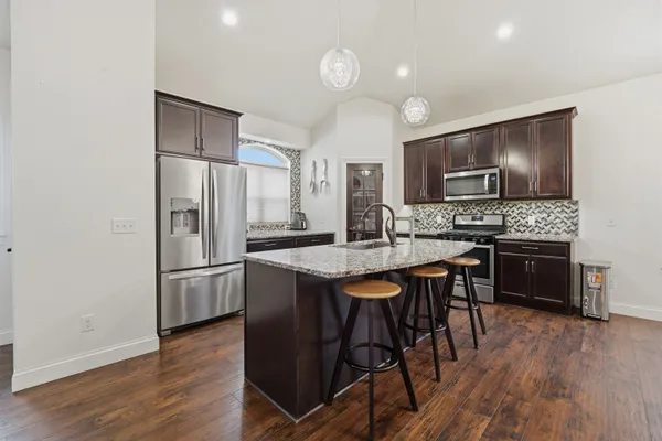 $525,000 | 1364 Primrose Lane, Fond du Lac, WI 54935