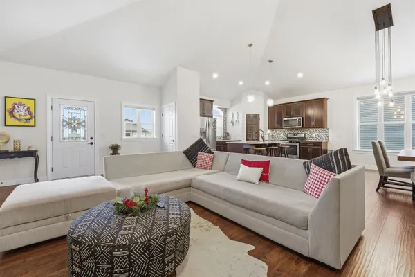 $525,000 | 1364 Primrose Lane, Fond du Lac, WI 54935