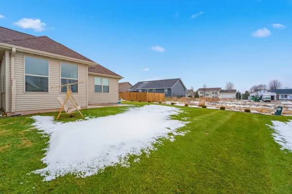 $525,000 | 1364 Primrose Lane, Fond du Lac, WI 54935