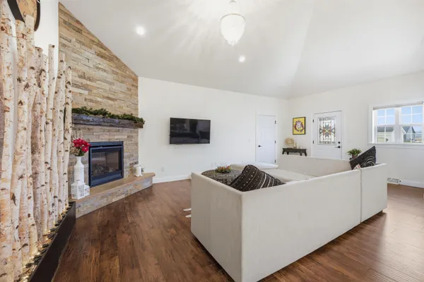 $525,000 | 1364 Primrose Lane, Fond du Lac, WI 54935