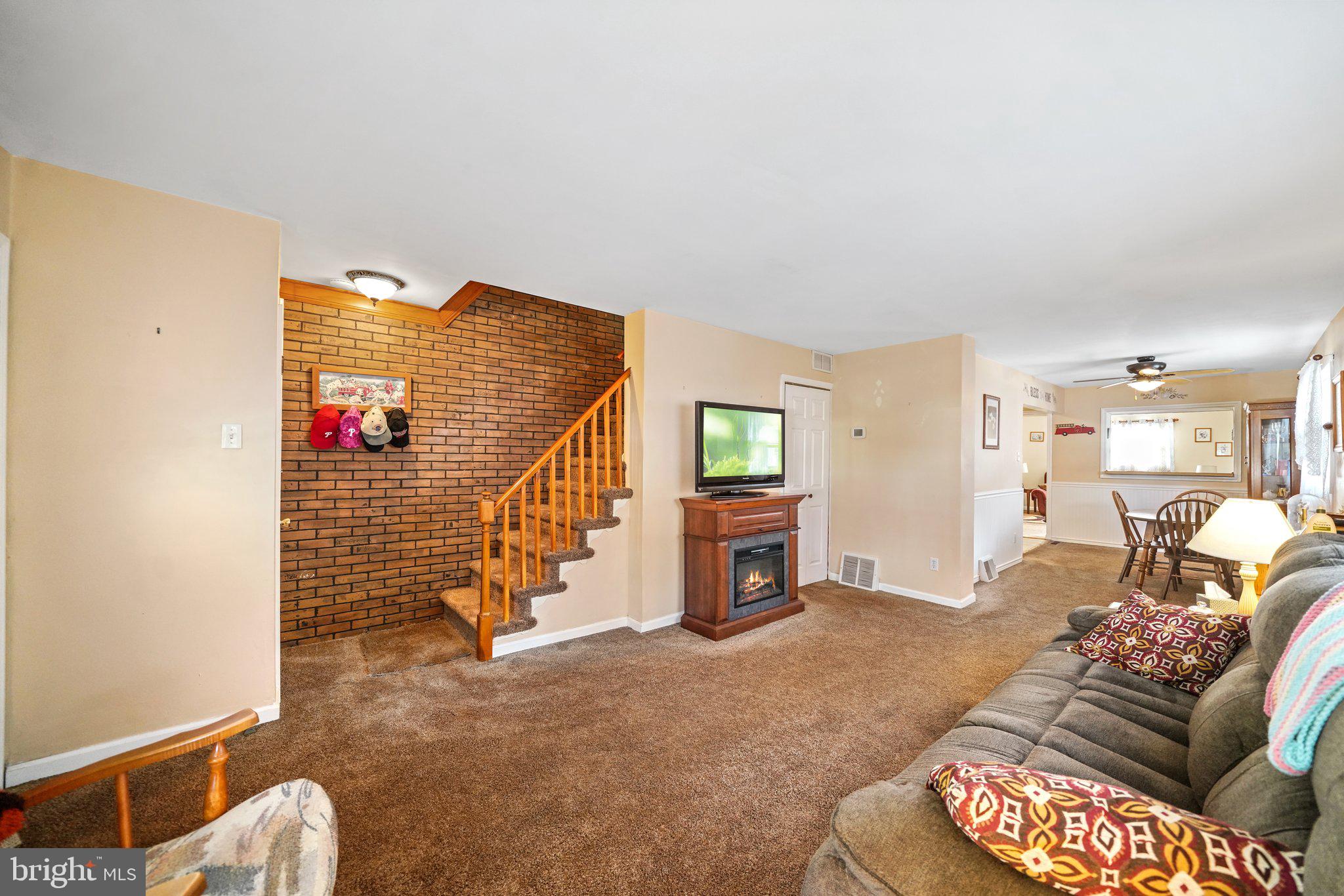 117 West Garrison Road Brookhaven, PA 19015 - Photo 8 of 27 Gallery Image 8
