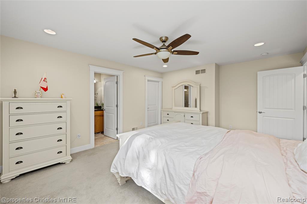1010 Riverside Street Milford, MI 48381 - Photo 38 of 67