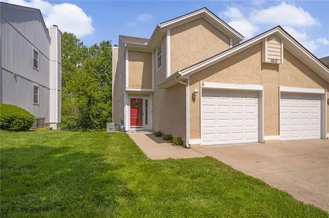 $219,500 | 4612 Northeast Whispering Winds Drive, Unit A, Lee's Summit, MO 64064