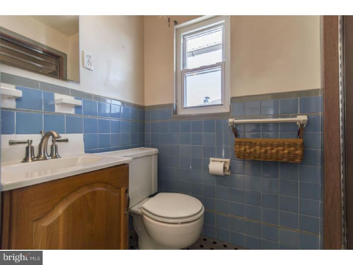 17 Henley Road Wynnewood, PA 19096 - Photo 20 of 21 Bathroom