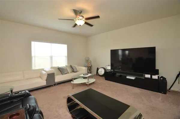 $2,000 | 2164 Mule Ridge Drive, Katy, TX 77493