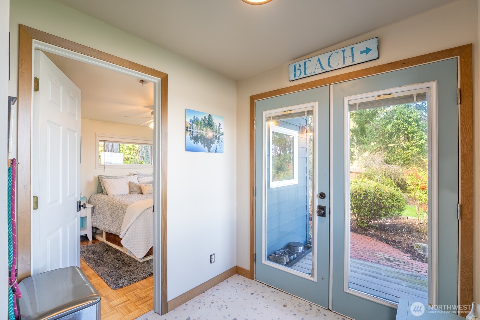 9513 Villa Beach Road Anderson Island, WA 98303 - Photo 8 of 37 Gallery Image 8