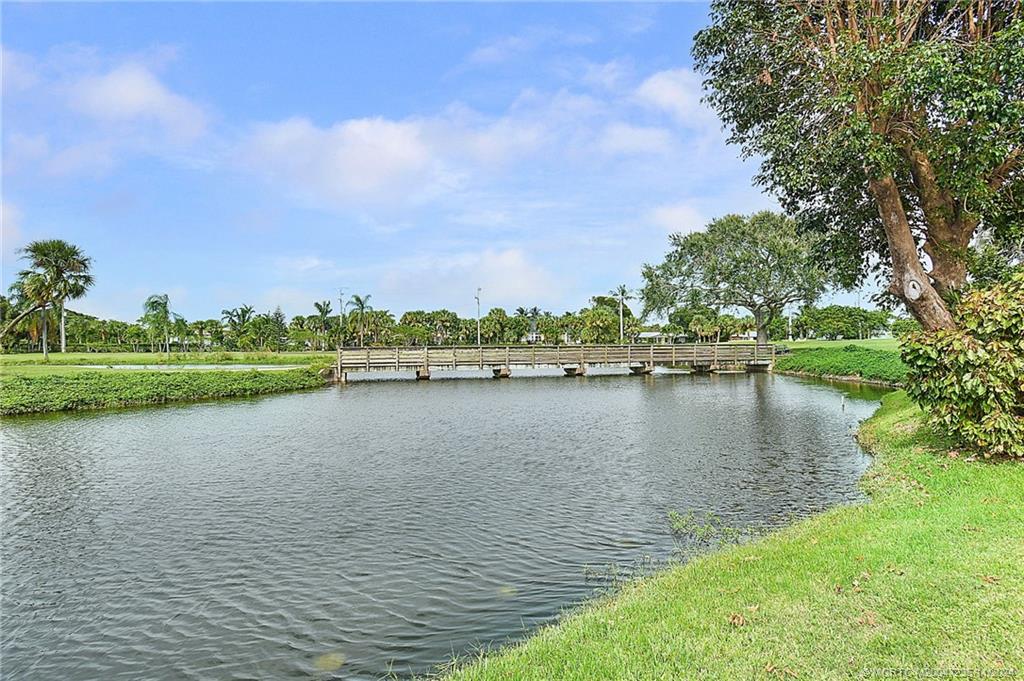 5635 Southeast Miles Grant Road Stuart, FL 34997 - Photo 46 of 73