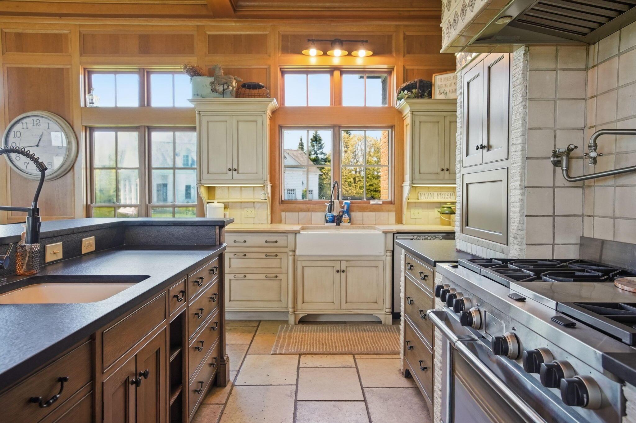 12300 Croton Road Croton, OH 43013 - Photo 9 of 48 Kitchen
