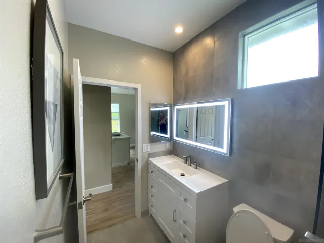 $3,300 | 1774 Dove Lane, Carlsbad, CA 92011