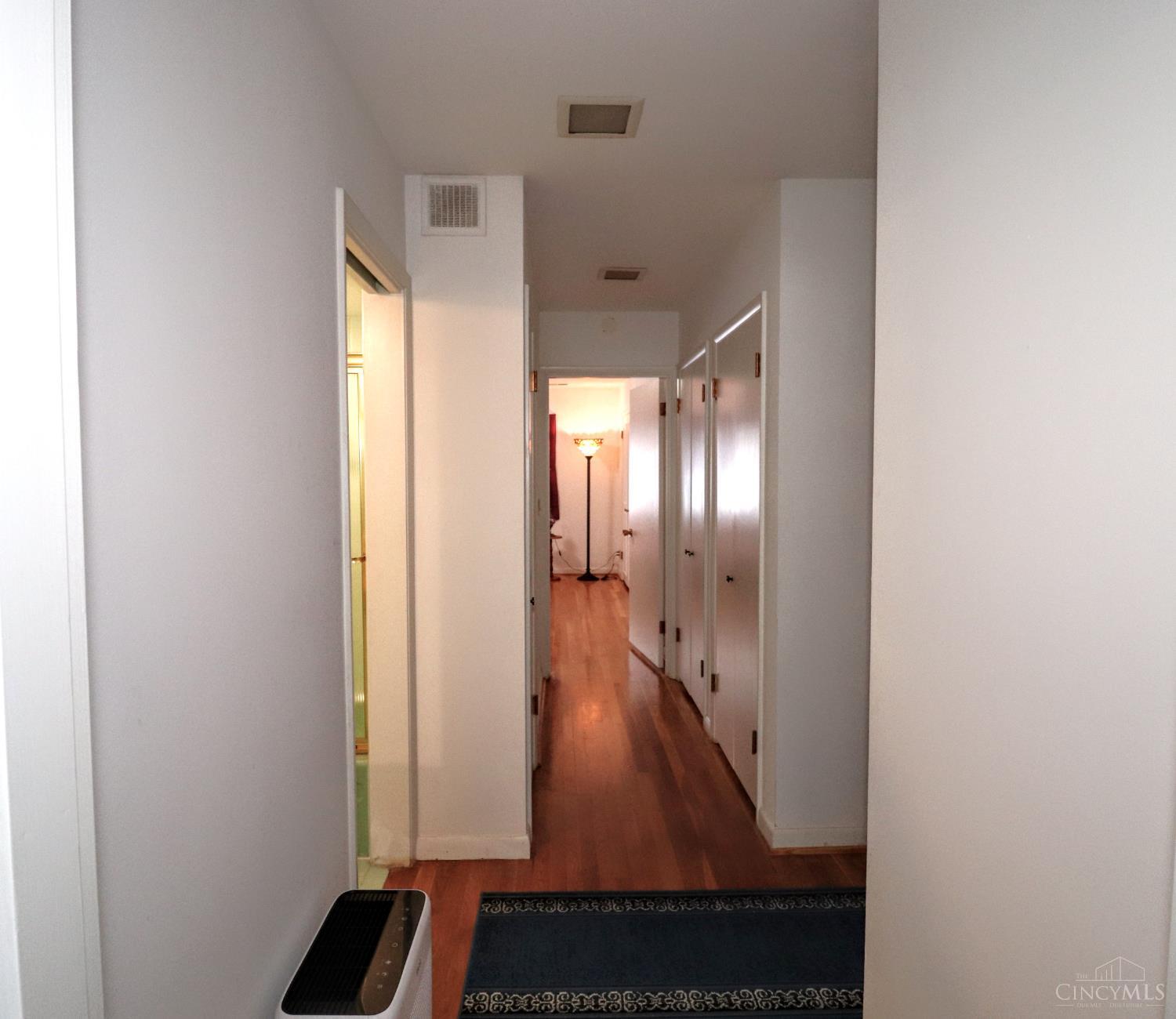 3521 Section Road, Unit 4 Cincinnati, OH 45237 - Photo 27 of 36 Gallery Image 27