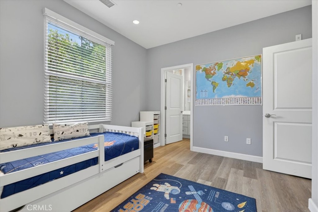 268 Overbrook Irvine, CA 92620 - Photo 24 of 37