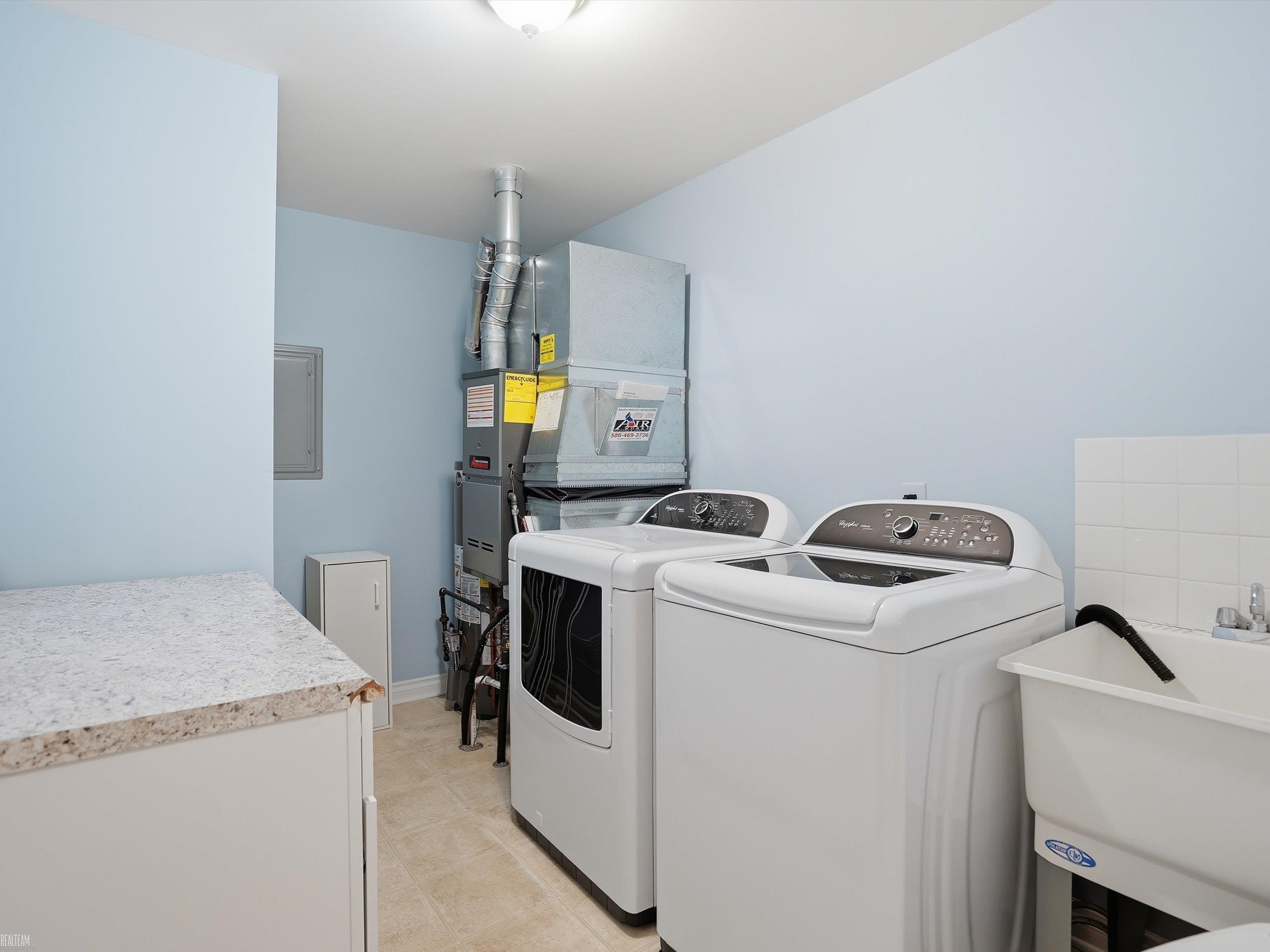 9622 Nook Road Algonac, MI 48001 - Photo 5 of 41