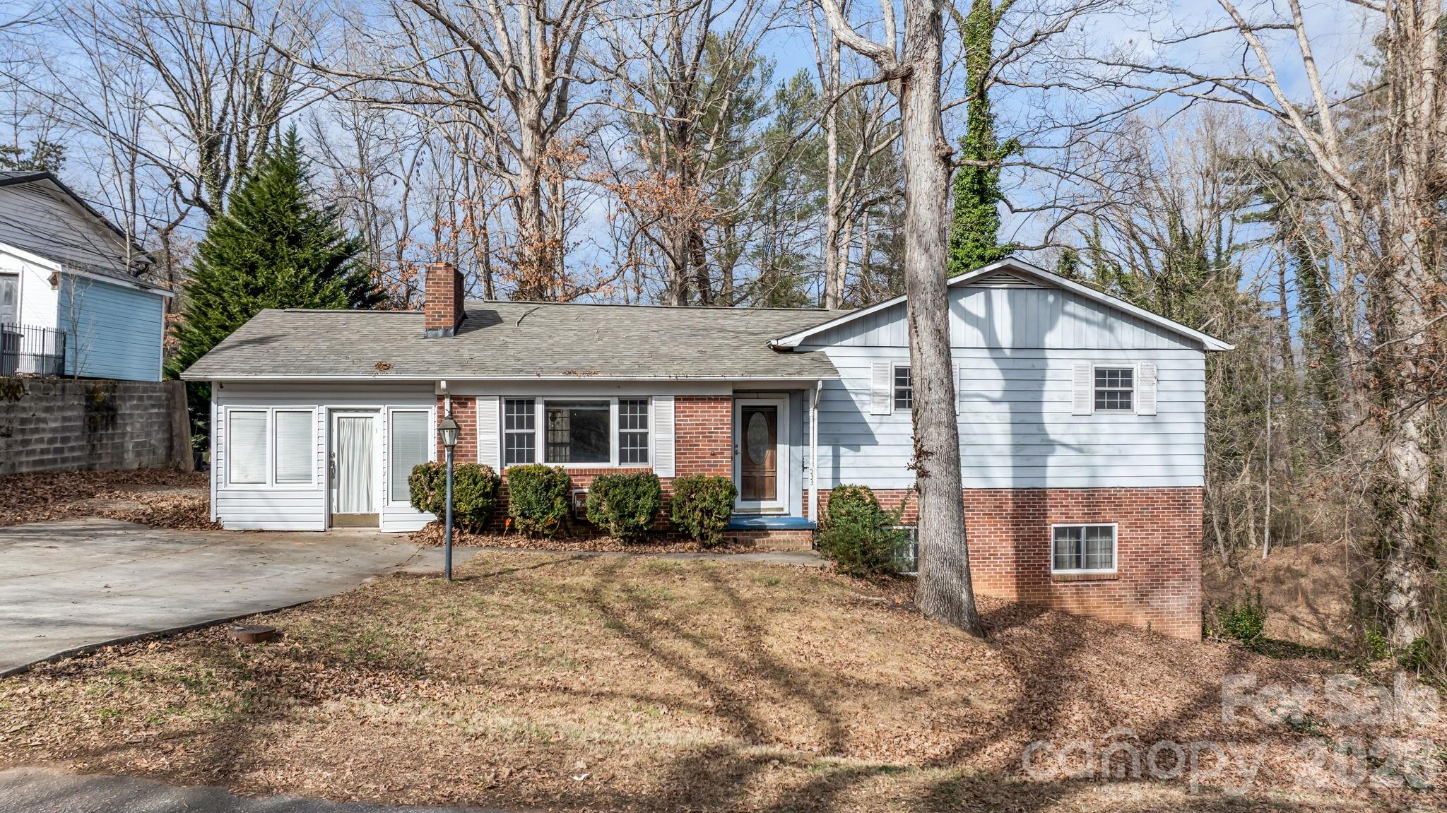 533 Circle Drive Hudson, NC 28638 - Photo 1 of 24