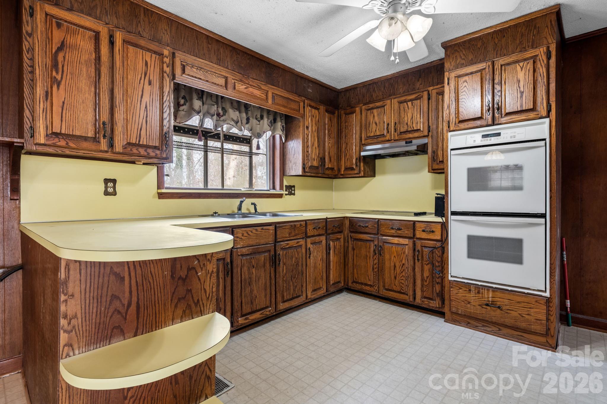 533 Circle Drive Hudson, NC 28638 - Photo 12 of 24