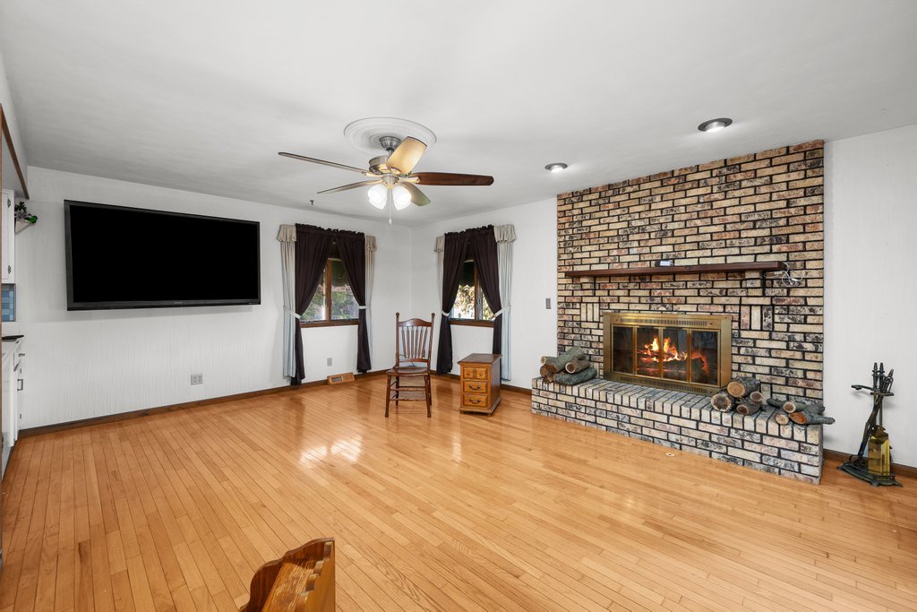 1424 11th Street Moline, IL 61265 - Photo 30 of 46